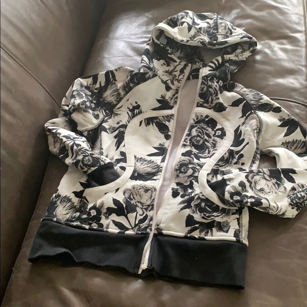 Lulu lemon jacket